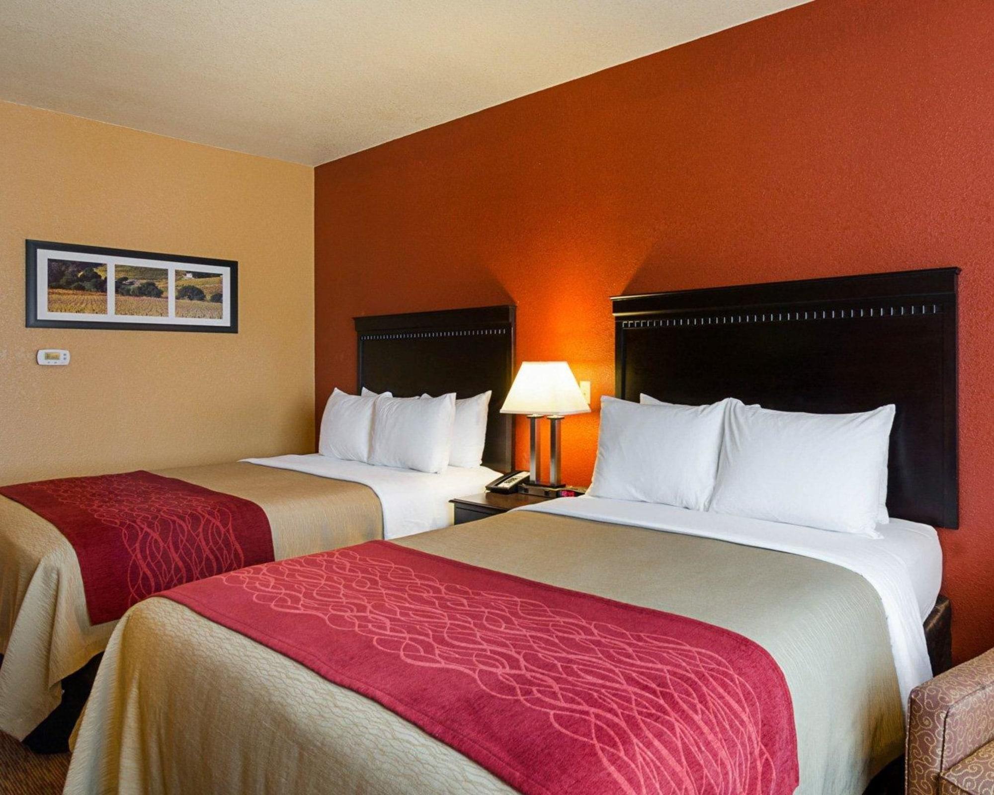 Comfort Inn & Suites Orange - Montpelier Exterior photo